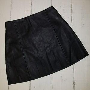 Express size 2 Minus the Leather skater skirt